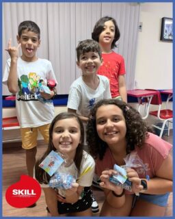 Nossa colônia de férias foi muito legal! As crianças fizeram vários cool games com um delicioso lanche no final! E você? O que está esperando? Venha estudar com a gente! 😊😊😊